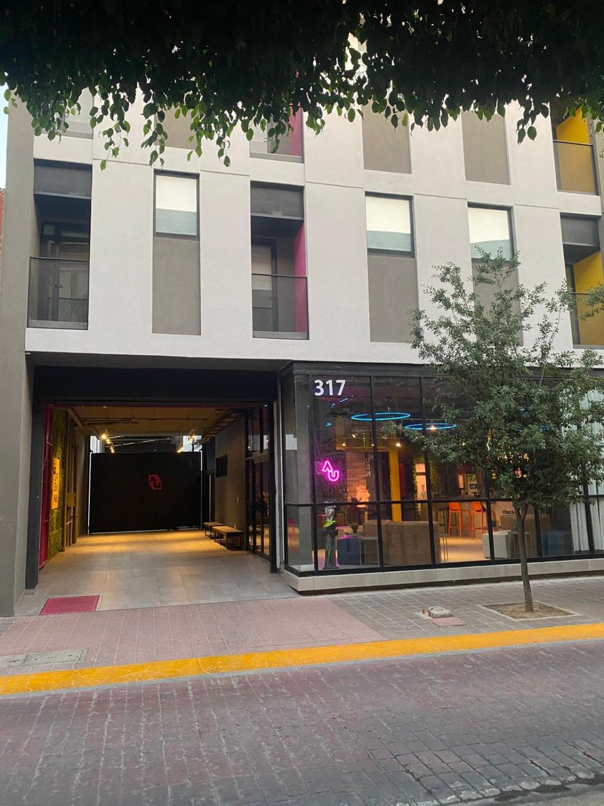 ホテル Alt Urbana レオン エクステリア 写真